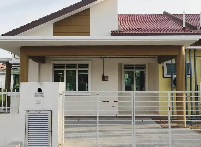 Salak Pekerti Homestay Klia Klia2